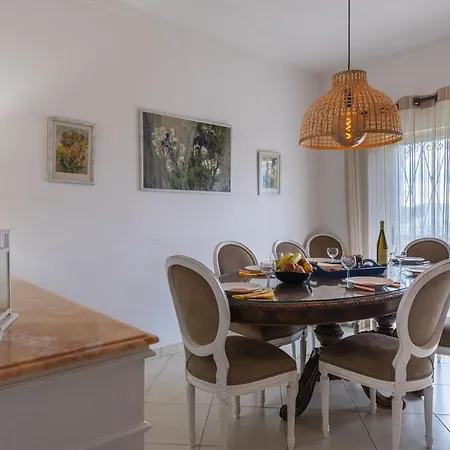Casa Mestre * Виламура